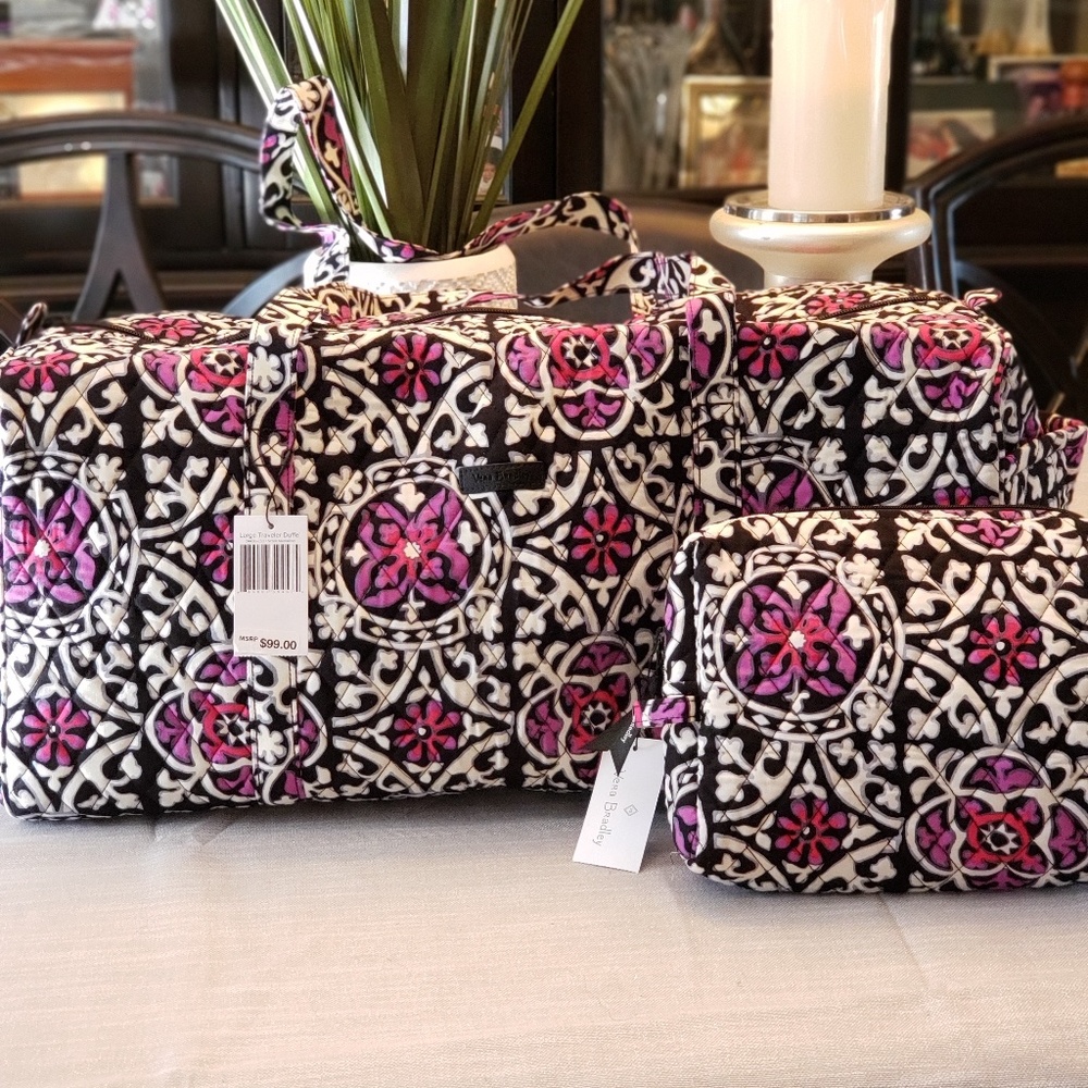 NWT Vera Bradley 2 piece travel set - Picture 2 of 8